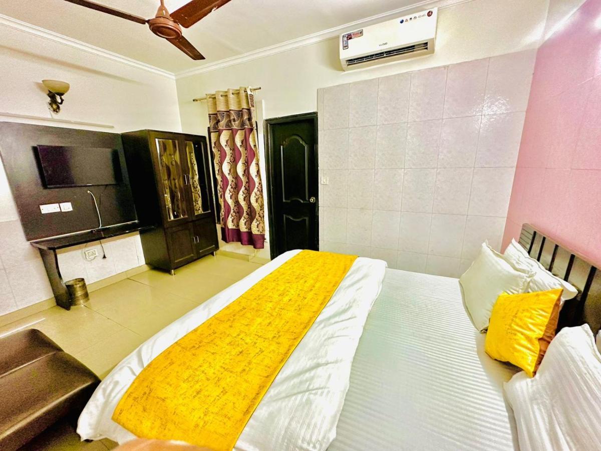 Hotel Samrat R Unit By Satwa Home Stay New Delhi