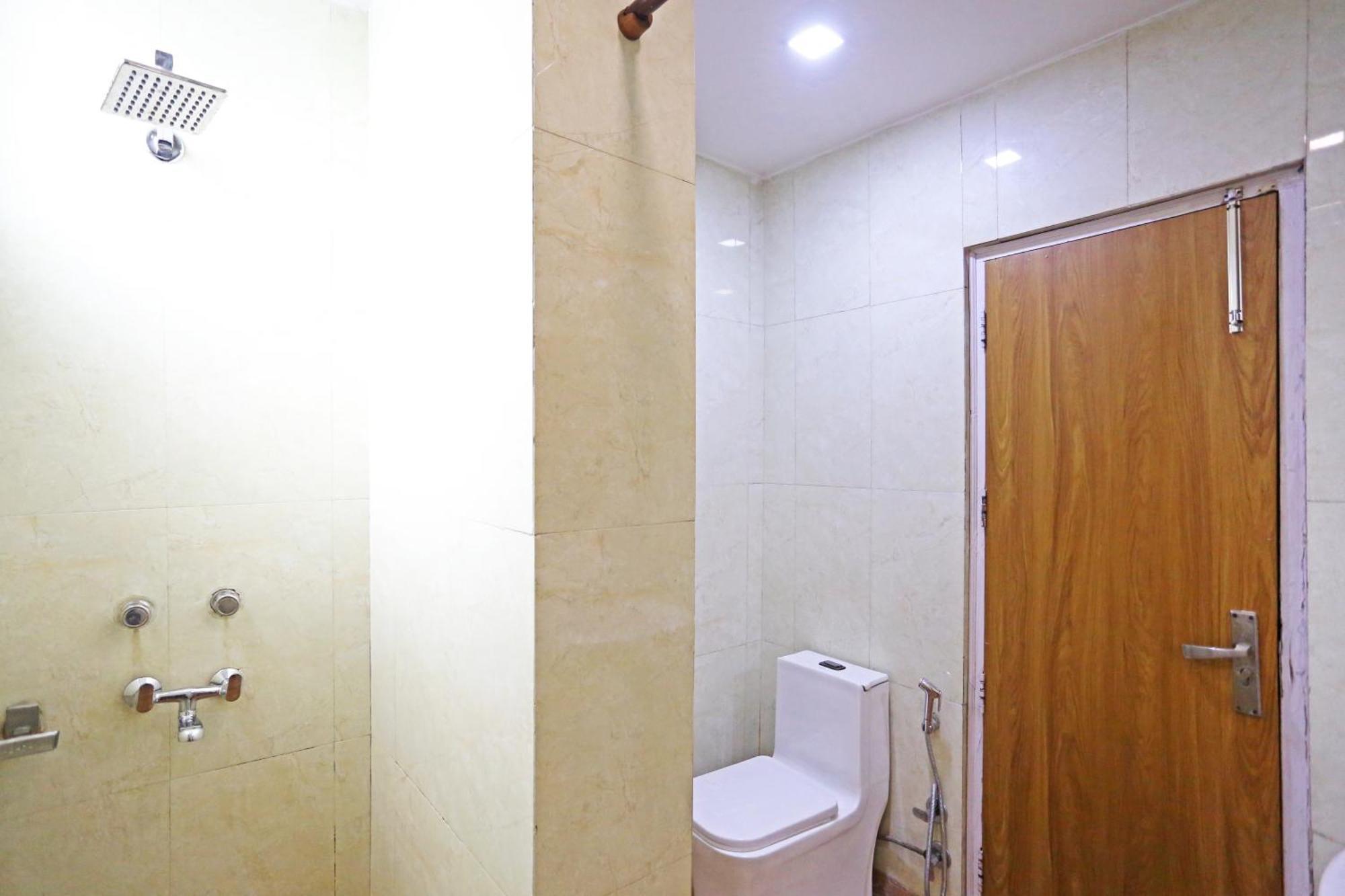 Hotel Hotel Samrat R Unit By Satwa Home Stay New Delhi